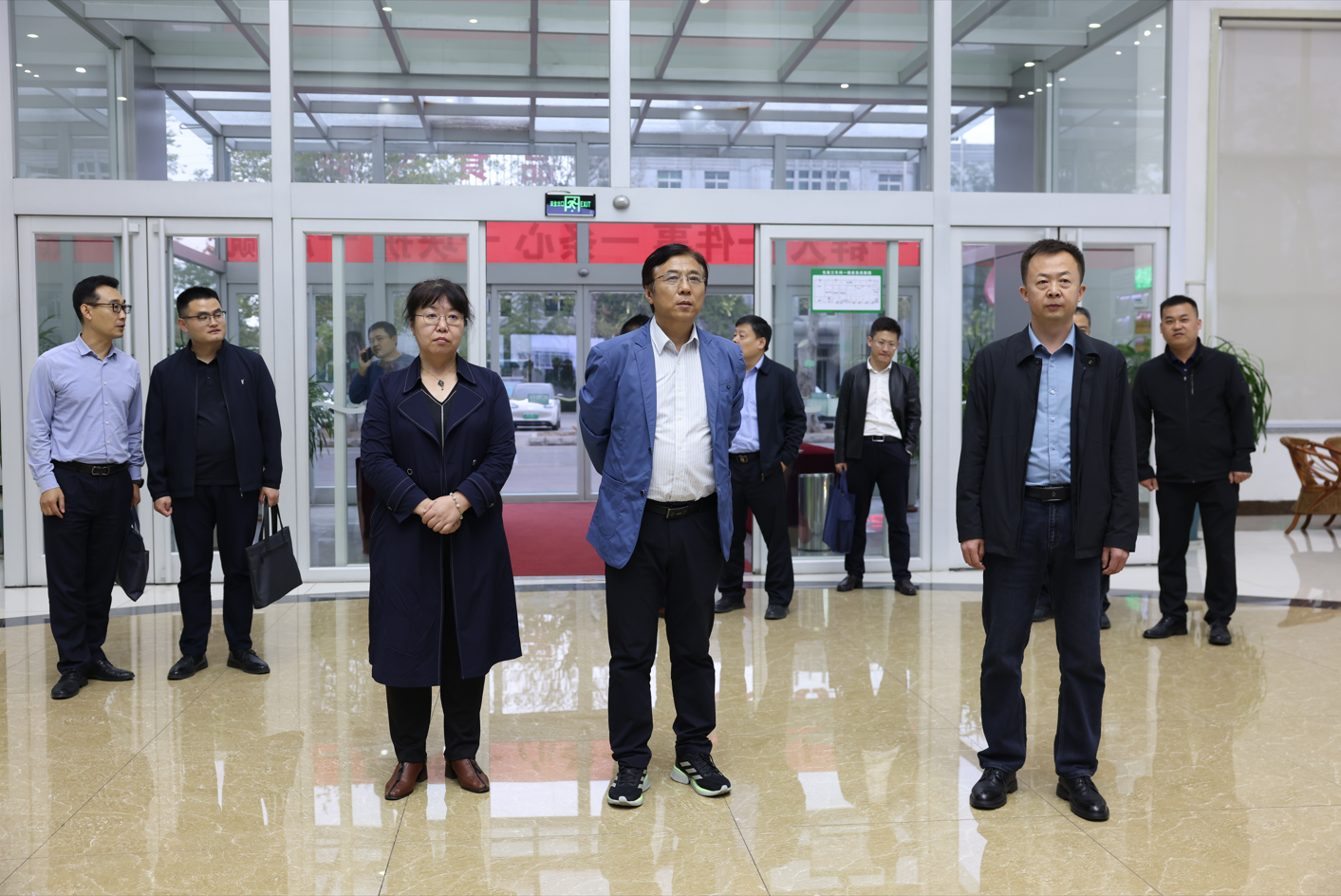 省市場(chǎng)監(jiān)管局促進(jìn)處、濟(jì)南商標(biāo)協(xié)查中心一行來(lái)山東三星集團(tuán)調(diào)研