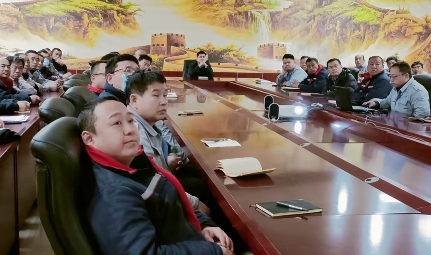 機(jī)械公司組織全員開(kāi)展質(zhì)量及安全培訓(xùn)活動(dòng)