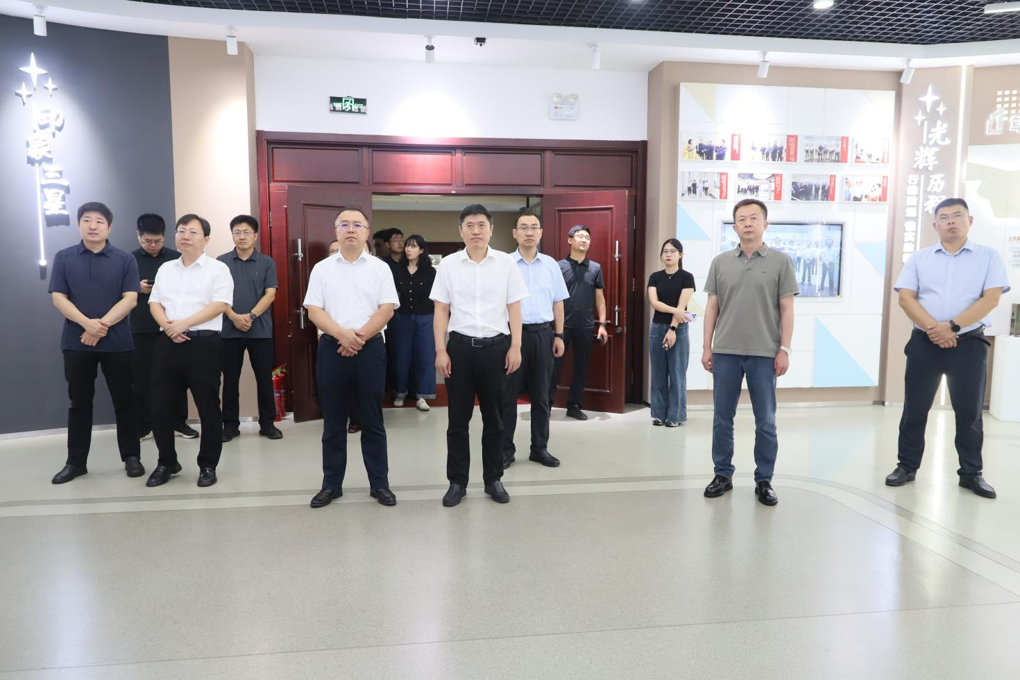 博興縣委常委、組織部部長(zhǎng)黃廣憲帶隊(duì)來山東三星集團(tuán)調(diào)研