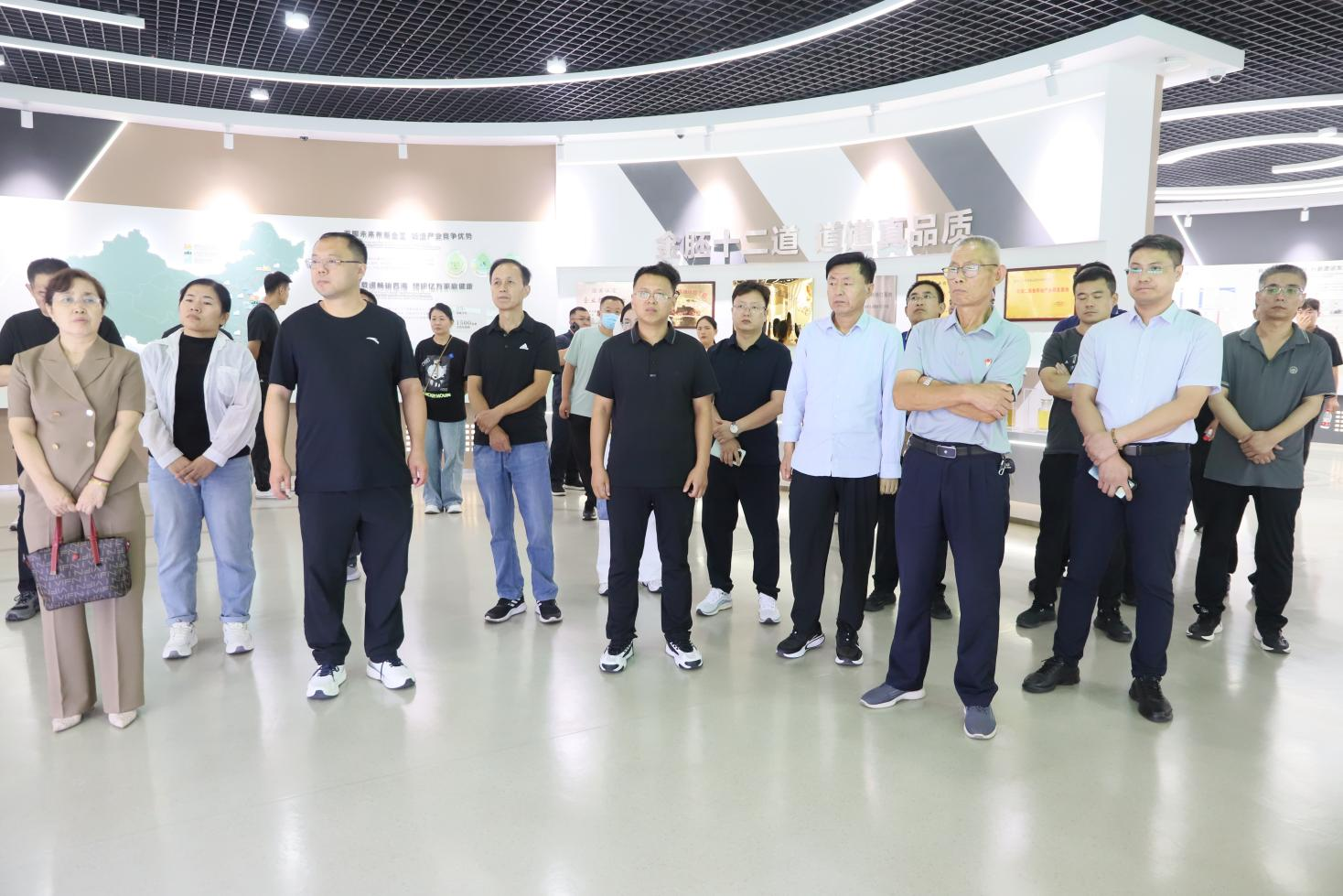 鄒平市新興領(lǐng)域黨組織書記、黨務(wù)工作者能力提升培訓(xùn)班來山東三星集團(tuán)觀摩學(xué)習(xí)