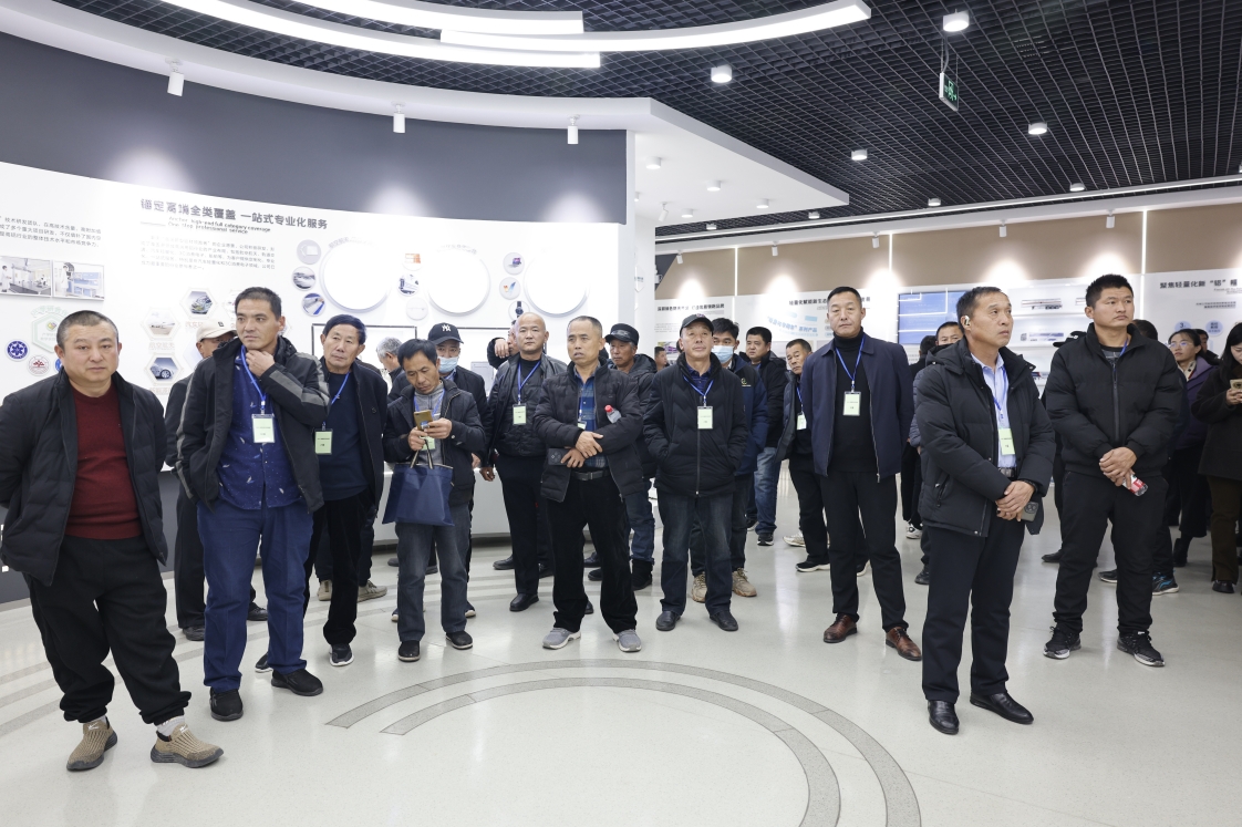 樂陵市高素質(zhì)農(nóng)民培訓(xùn)班走進(jìn)山東三星集團(tuán)參觀學(xué)習(xí)